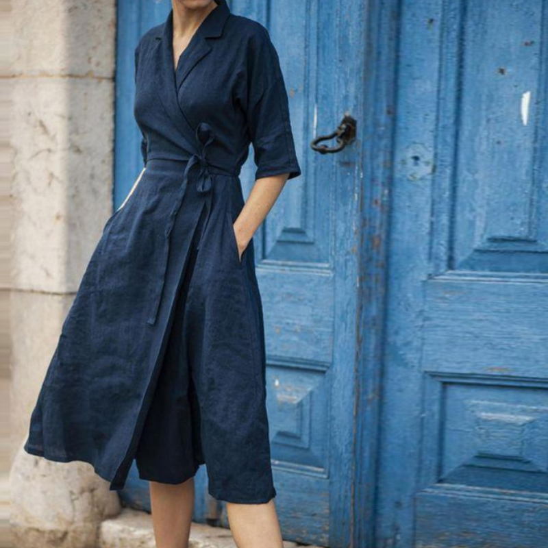 Stilinga midi jurk met riem