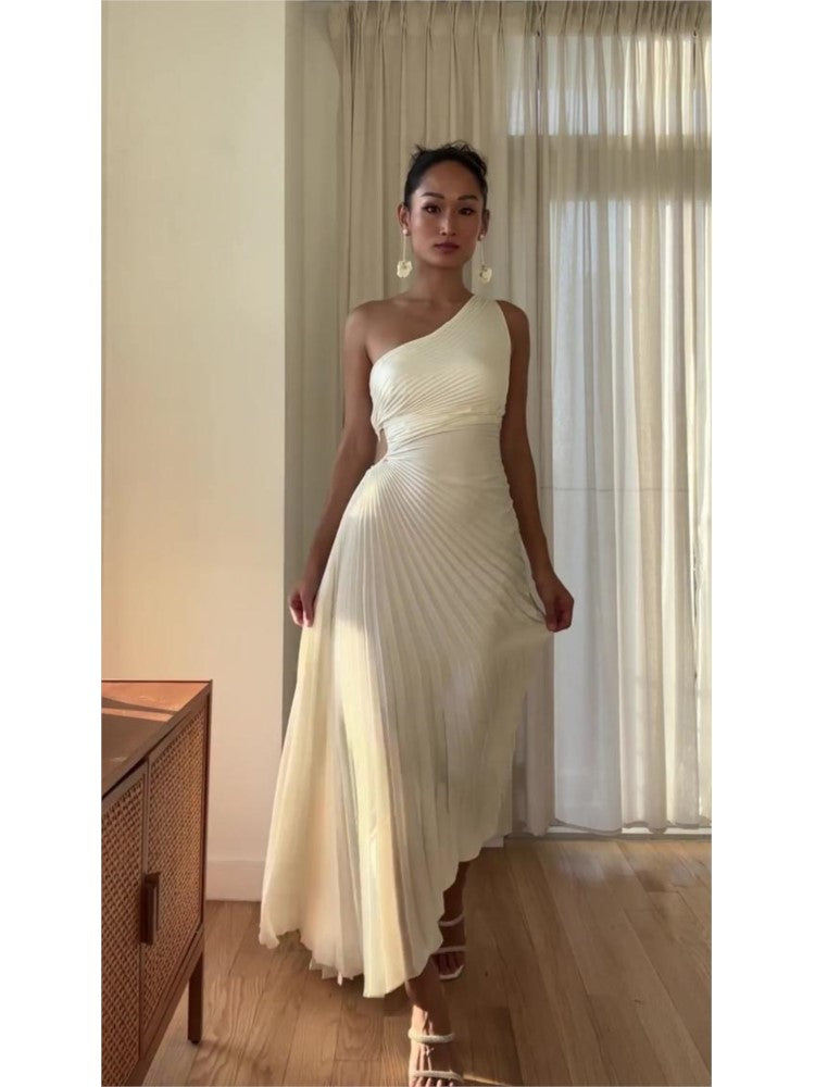 Masha - Oneshould A-symmetrische geplooide maxi avondjurk