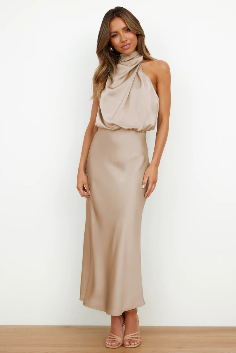 Klaudija - Elegante midi jurk met asymmetrische ronde halslijn