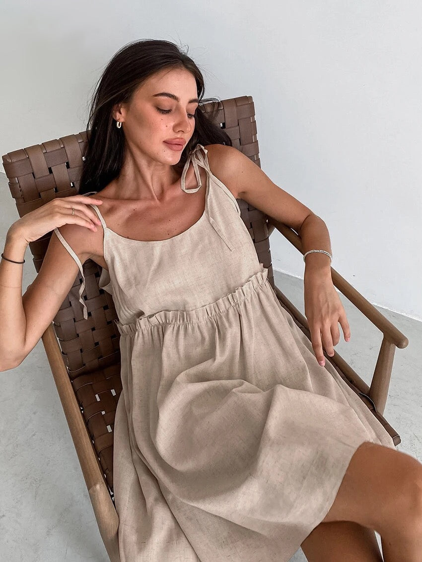 Helena - Mini jurk met empire-look en plooien
