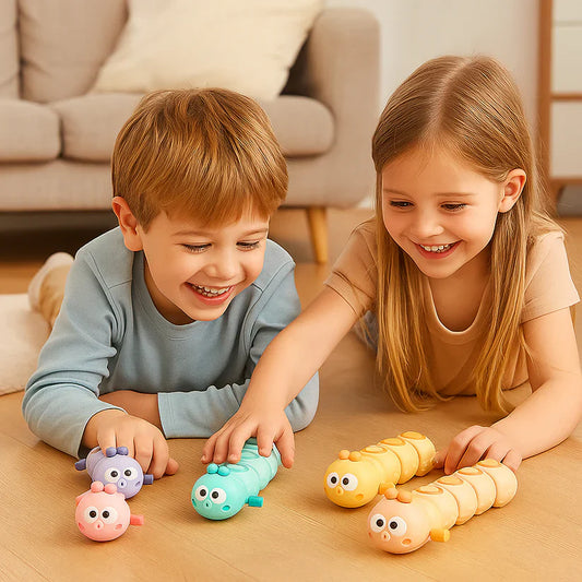 Rups­vormig opdraai­speeltje voor kinderen – stimuleert buikligging en de eerste kruipbewegingen