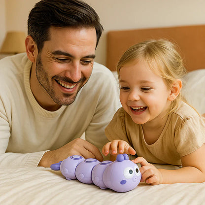 Rups­vormig opdraai­speeltje voor kinderen – stimuleert buikligging en de eerste kruipbewegingen